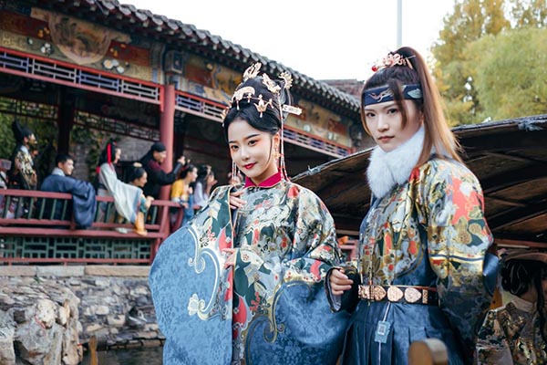 花船巡游 (1)